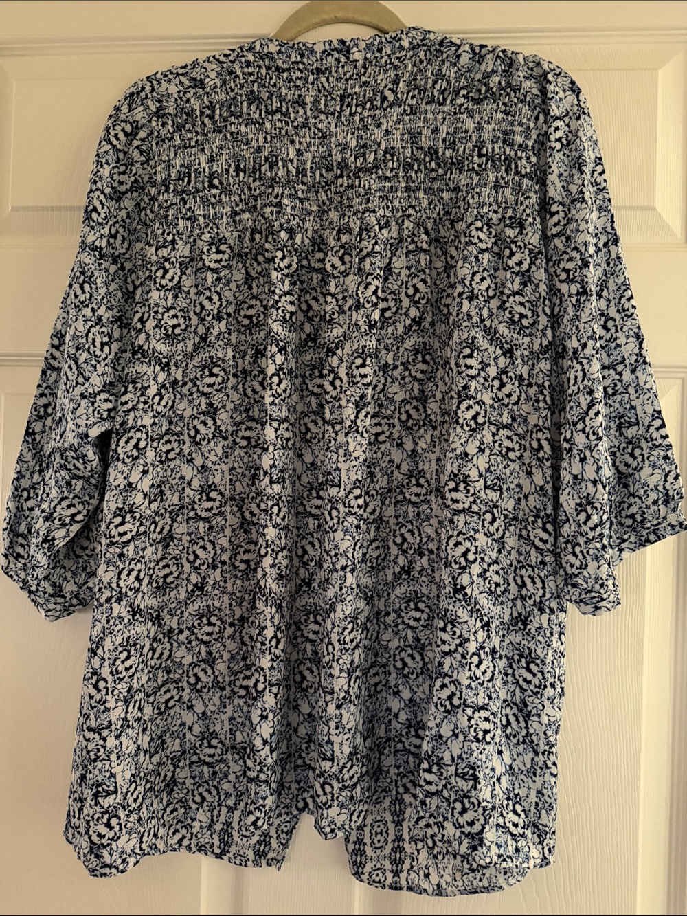 Rose & Olive Navy and White Floral Tunic Top - Picture 3 of 3